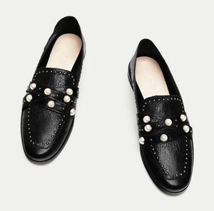 Nouveau luxe femmes ballerines mocassins vintage perle dame orteils carrés frais bouche peu profonde semelle souple mode dame robe chaussures de soirée grande taille