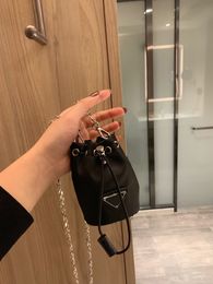 Nouveau luxe femmes porte-clés téléphone portable sac femmes barre transversale mini sac longue chaîne bandoulière Messenger sac cordon classique