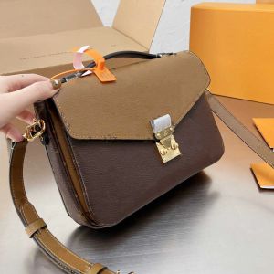 Nuevos bolsos de mano de lujo para mujer Bolso de compras de diseñador Europeo y americano G clásico Retro Bolsos de gran capacidad Bolsos de noche de combinación de moda