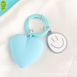 Nouveau macaron pêche coeur porte-clés mignon irrégulier sourire visage pendentif pour femmes filles sac voiture accessoires créatifs bricolage cadeaux