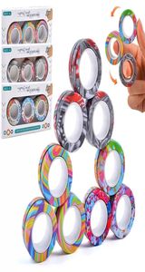 Nouveau!!!Anneaux magnétiques Party Favor Spinner Toy for anximey Stress Stress