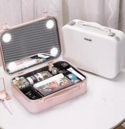 Nieuwe make -upcase met lichte draagbare make -uptas met grote capaciteit make -upkunstenaar met spiegel schoonheid Portable Travel