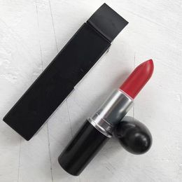 Nouveau rouge à lèvres mate Rouge Stick Stick Luxury Luxury Aluminium Tube Cosmetics Longue Lisse Cosmetic Termroproping Matte Lipstick avec numéros de série