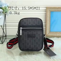 New Men Crossbody Bodage Sac Styles Différentes sacs de sac à main sac pochette pochettes plusieurs poches de mode Messenger Sac Vente 2024 NOUVEAU