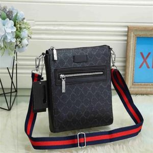 Nieuwe heren Crossbody schoudertas stijlen Verschillende maten handtas luxe ontwerpers tassen pochette Meerdere zakken 523599 mode Messenger bag verkoop Hot