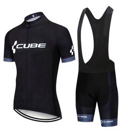 Nuevos hombres Cube Team Ciclismo Jersey Traje de manga corta Camisa de bicicleta Bib Shorts Set Verano Secado rápido Trajes de bicicleta Uniforme deportivo Y20042684889