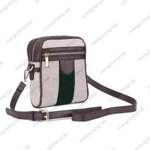 Nieuwe mannen duffle tas dames reistassen hand bagage reistassen mannen pu lederen handtassen grote crossbody tassen257k