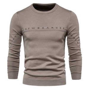 Nieuwe mannen gebreide trui polyester katoen ronde hals winter kleding effen kleur slanke casual truien Y0907