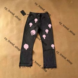 Nouveau designer de jeans pour hommes Faire un vieux pantalon droit lavé à la lettre de coeur des coeurs longs jeans violets chromés pantalon droit de coeur 244