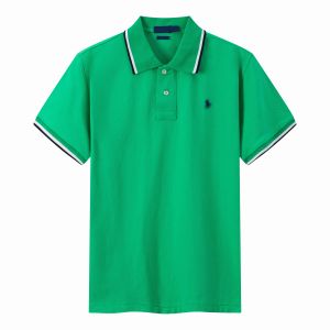 Nouveau créateur de polos pour hommes T-shirt Summer Coton Broidered Pony Logo Polos Couleur solide chemise à bas manche CHIRTS COURTES SIMPRESS S-2XL