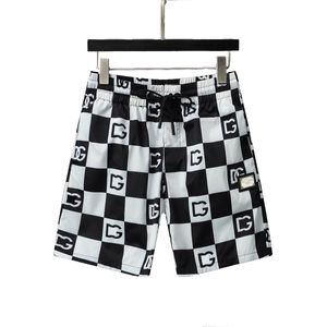Nuevos pantalones cortos para hombres Pantalones de playa con letras en blanco y negro Natación Pantalones deportivos de algodón clásicos casuales de moda múltiple Pantalones deportivos de calidad 3xl