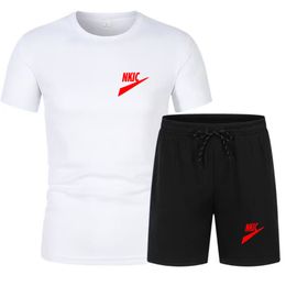 Nieuwe heren zomer tracksuits merk afdrukken katoenen t -shirt modieuze strand shorts hiphop street jogging casual sport korte mouwen pak