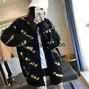 New Men's Pull's Balencigs Hoodies Femmes Prillers Paris Designer Home's Fashion Lettre de mode tricoter Cardigan Mabier Femelle Show C3UV ZHO3