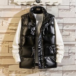 Nieuwe herenvesten Lichtbare mouwloze jas Autumn Winter Warm Waastcoat Man Casual Solid Vest Men 2024