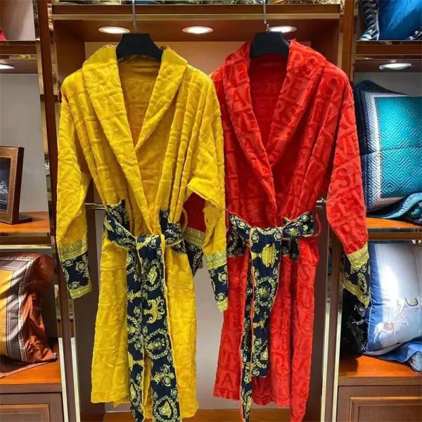 Nouveaux hommes femmes vêtements de maison col châle coton doux moelleux marque de créateur luxueux peignoir vintage pamas neutre couple robe de matin