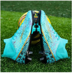 Nieuwe mannen unisex voetbalschoenen professioneel ademende binnen turf buiten long spikes futsal voetbal laarzen training comfortabel