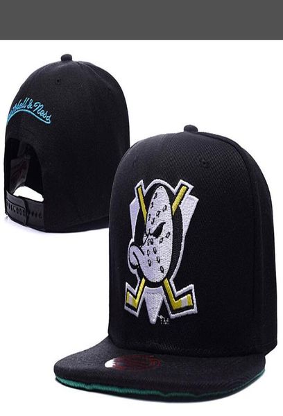 Nouveau Men039S Anaheim Mighty Ducks Snapback Hats Team Logo Embroderie Sport Réglable Ice Hockey Caps Hip Hop Flat Visor Hats BL6120326
