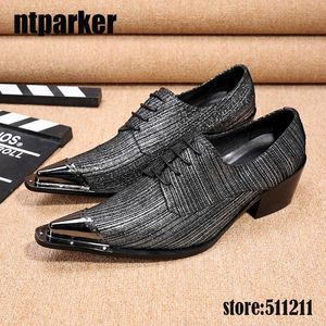 Nouveau haute qualité hommes chaussures habillées en cuir italien hommes fête Oxfords métal bout pointu gris hommes chaussures formelles mariage 45/46