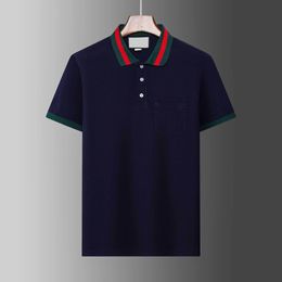 Nuevo estilista para hombre Camisas de polo Italia de lujo para hombre 2024 Ropa de diseñador Moda de manga corta para hombre Camiseta de verano Tamaño asiático M-3XL