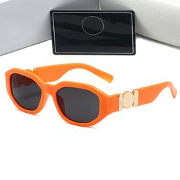 Nouveaux hommes lunettes de soleil lunettes de soleil design femmes lunettes irrégulières petites lunettes de soleil unisexe lunettes de soleil noir Sunspecs nuances Sunnies protecteurs solaires 43J61 avec boîte