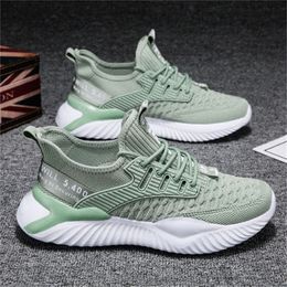 nouveau Hommes Baskets Hommes Chaussures de course blanc Noir vert Respirant classique Tricot Jogging Confortable à lacets décontracté Chaussures 40-44