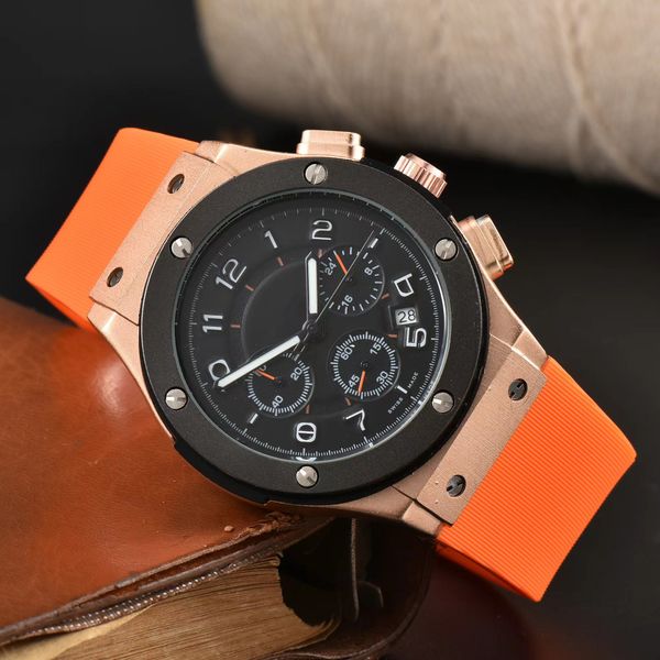 Nouveaux hommes femmes montres automatique mouvement à quartz mâle horloge de luxe affaires F1 designer hommes montre montre de luxe montres-bracelets