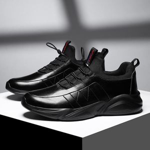 Nouveaux hommes femmes chaussures de course Triple noir blanc cuir plate-forme baskets de créateurs hommes formateurs marque maison Made in China 21