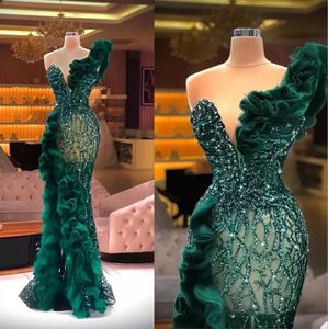 Nuevos vestidos de noche de sirena Vestido de fiesta de graduación formal Un hombro Hasta el suelo Barrido Tren Apliques de cristal Lentejuelas Encaje largo Tallas grandes Personalizado