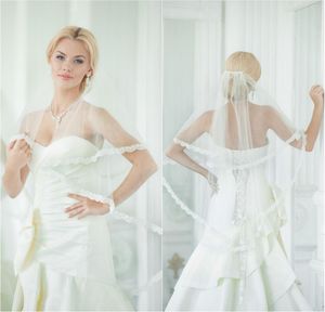Nouvelles robes de mariée sirène avec voiles 2020 Satin chérie volants robes de mariée à plusieurs niveaux balayage train grande taille à lacets dos robe de mariée