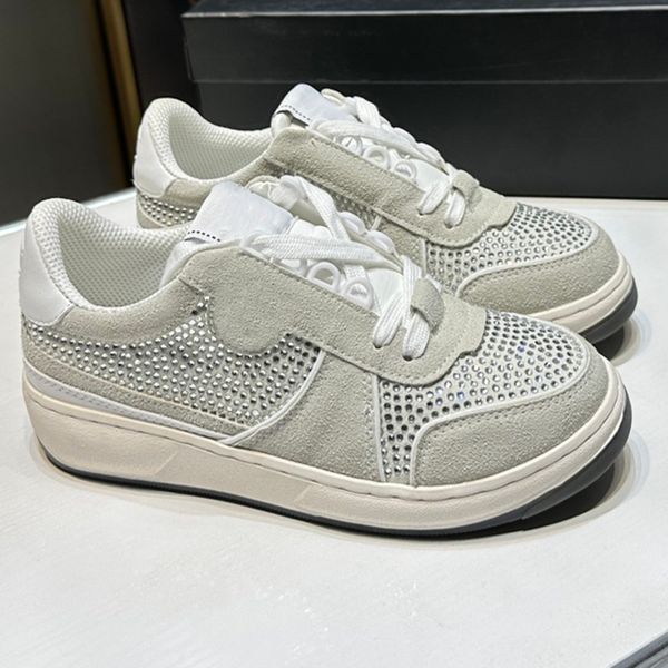 Nouvelles baskets en maille chaussures décontractées petit tissu en peau de mouton supérieur confortable doublure douce classique du concepteur en caoutchouc TPU combinaison semelle extérieure chaussures à talons plats mocassins