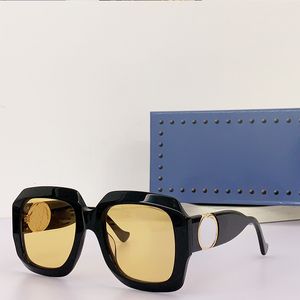 Nueva carta de metal Diseñador de lujo Gafas de sol para mujer Gafas de acetato de moda Marco de placa cuadrada Gafas de sol de viaje ocasionales Marco grande con caja GG1022S