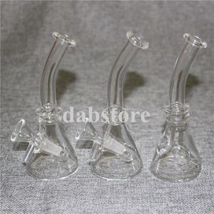 Nouveau Mini Bong En Verre Narguilé avec 4,5 pouces Petit 10mm Femelle Épais Pyrex Bécher Voyage Verre Bongs D'eau Recycleur Dab Rigs pour Fumer