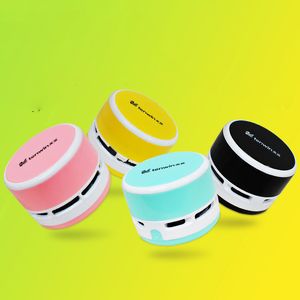 Nieuwe Mini Home Handheld Vacuum CleanerHot Style Wheel Mini Desktop Dust CollectorLaptop Notebook Computer Toetsenbord Schone borstels