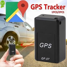 Nieuwe mini-tracker GPS-component voor het installeren van magnetische informatielocator SIM 2 GF-07 in antidiefstal real-time positioneringsapparaat voor auto's