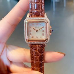 Nouveau minimaliste chiffres romains montre dames strass Quartz montre-Bracelet décontracté nacre cadran géométrique Bracelet 27mm