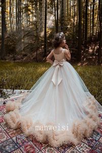 Nouvelles robes de filles de fleur vert menthe pour les mariages papillon dentelle appliques perlée longueur de plancher anniversaire enfants enfant fille Pageant G1979115