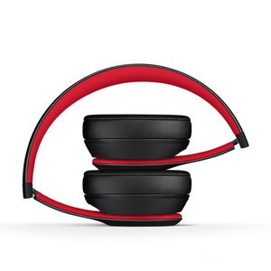 Nieuwe modellen 3.0 draadloze hoofdtelefoon Stereo Bluetooth-oortelefoon Opvouwbare oortelefoon Animatie met ondersteuning TF-kaart Ingebouwde microfoon 3,5 mm-aansluiting