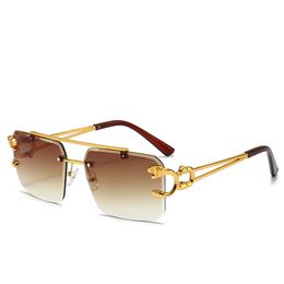 Nouveaux modèles Marque des lunettes de soleil de luxe de haute qualité pour hommes Fashion Fashion classique UV400 de haute qualité Summer Outdoor Driving Beach Carti Rimless Metal Glasses