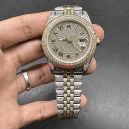 Nouveaux modèles Iced Out Diamonds Watch 2tone Gold Case Gold Diamond Face Chiffres romains 2813 automatique 41mm