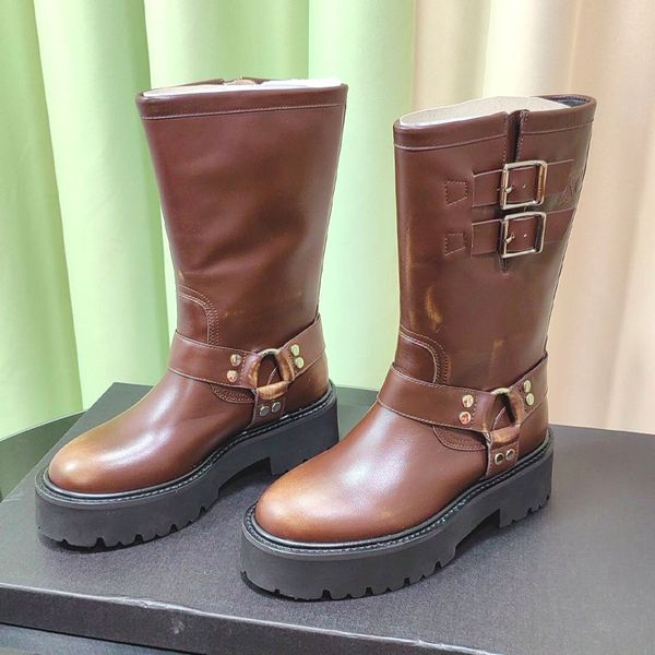 Nouvelles bottes de moto avec boucle de ceinture en cuir de vache, bottes de chevalier rétro à talons épais, bottes de styliste à la mode, bout rond, bottines courtes de luxe pour femmes 35-41, qualité supérieure