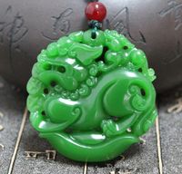 Nouveau Naturel Jade Chine Vert Jade Pendentif Collier Amulette Chanceux Dieu bête Statue Collection D'été Ornements Pierre Naturelle