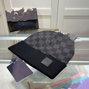 Nouveau Neo Petit Damier Beanie Chapeau Hommes Femmes Unisexe Designer Tricoté Chapeaux Respirant Et Chaud Laine Bonnets Chapeaux Casquettes De Crâne En Plein Air