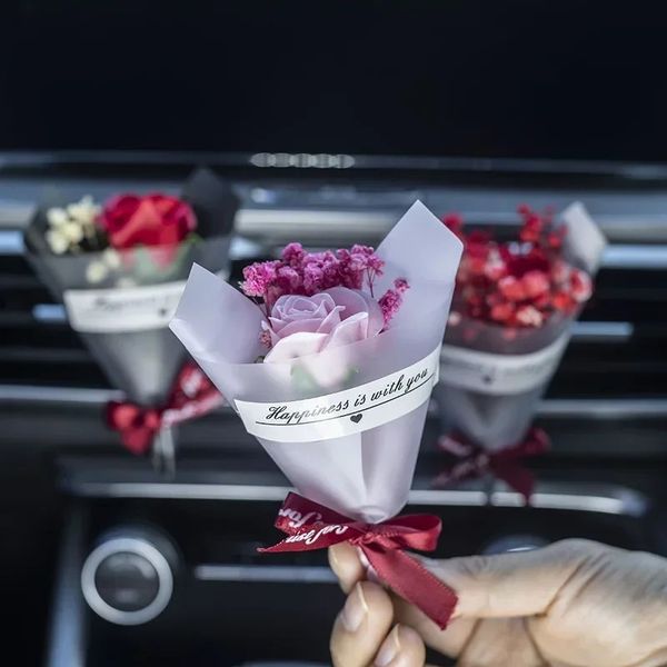 Nouveau nouveau 2024 Mini Rose Bouquet de voiture Air Air Vent Clip Rassisseur de fleurs Dried Perfuge de fleurs Diffuseu