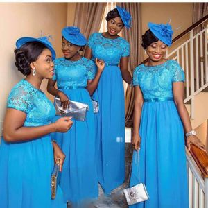 Nuevos vestidos de dama de honor africanos nigerianos Mangas cortas de encaje azul Tallas grandes Invitado de boda Vestido para ocasiones especiales Dama de honor larga 2018 Barato