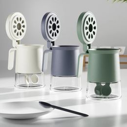 Nieuwe Noordse stijl Spice Tools Druk op open deksel vochtbestendige transparante glazen kruidenfles met lepel keukenbenodigdheden gereedschap