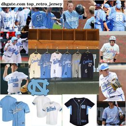 New North College porte un maillot de baseball cousu UNC Carolina Tar Heels 2022 de la NCAA 8 Patrick Alvarez Will Stewart 14 Justin Szest