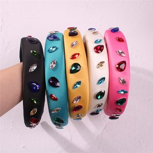 Aangekomen NewPalace Sponge Hoofdband 5 Kleuren Cross-Border Diamond Snoep Kleur Haaraccessoires Drop Gratis schip 1pcs