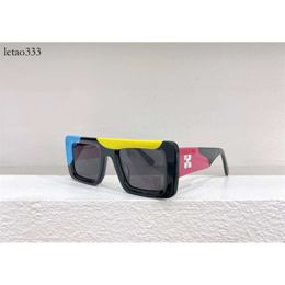 Nieuwe OFF-zonnebril, populair op internet, dezelfde camouflagekleurblokkering, gepersonaliseerde kartonnen doos, hiphopzonnebril OERI069