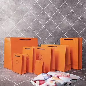 Nieuwe Oranje Gift Bag Trekkoord H Doos Doek Tas Display Mode Riem Sjaal Handtas Sieraden Ketting Armband Oorbellen Sleutelhanger hanger Retail Verpakking Zak