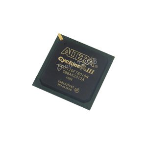 NOUVEAU Circuits intégrés d'origine IC Programmable sur site Gate Array FPGA EP3C120F780I8N IC chip FBGA-780 Microcontrôleur
